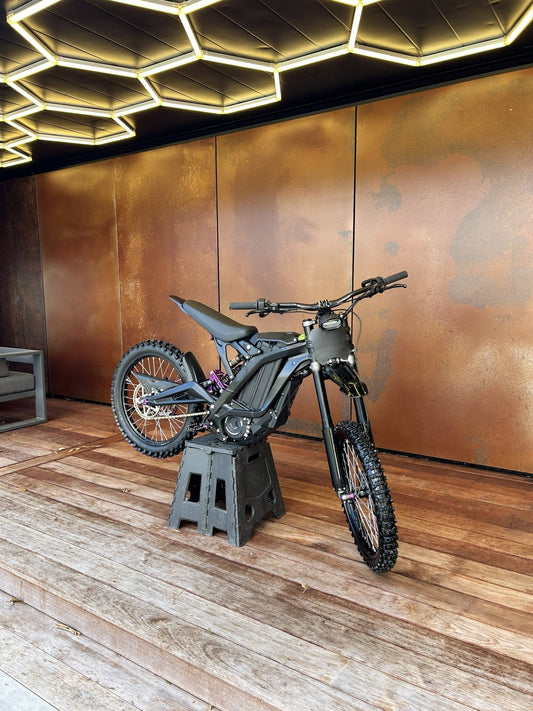 2024 Surron Light Bee X – 745km – Excellent Condition - Shock Moto Ltd