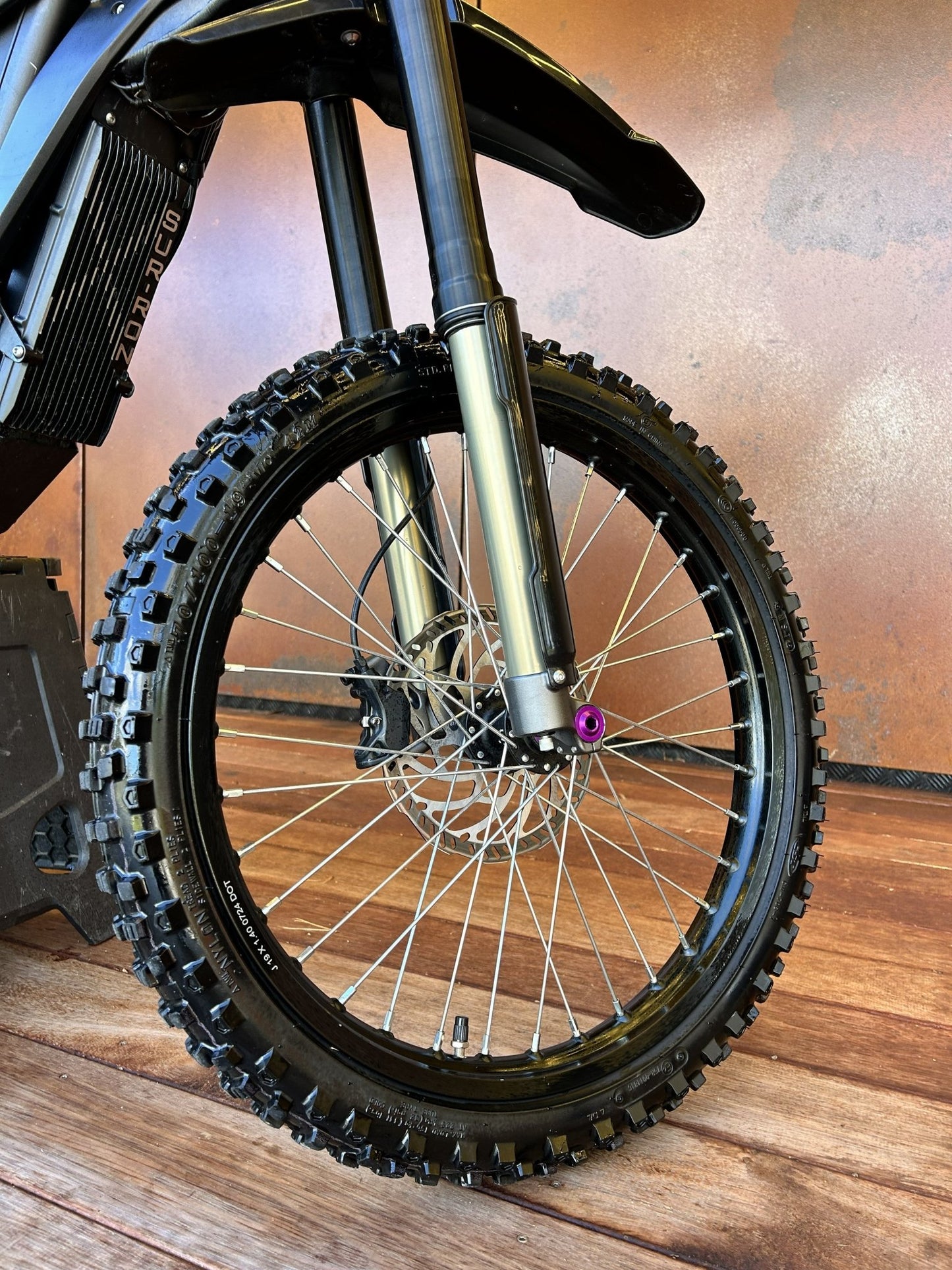 2024 Surron Light Bee X – 745km – Excellent Condition - Shock Moto Ltd