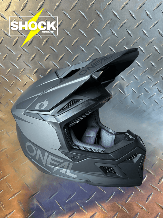 O'NEAL 3SRS Helmet, Black\Gray - Shock Moto Ltd